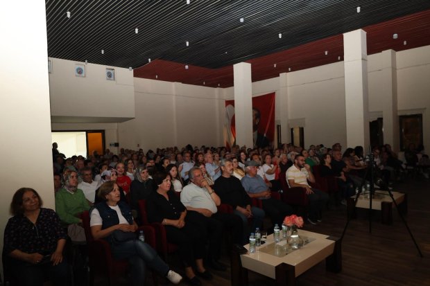 TÜRK SANAT MÜZİĞİ KOROSU VE ADD AVANOS ŞUBESİ RİTİM GRUBU KONSERİ BÜYÜK BEĞENİ TOPLADI