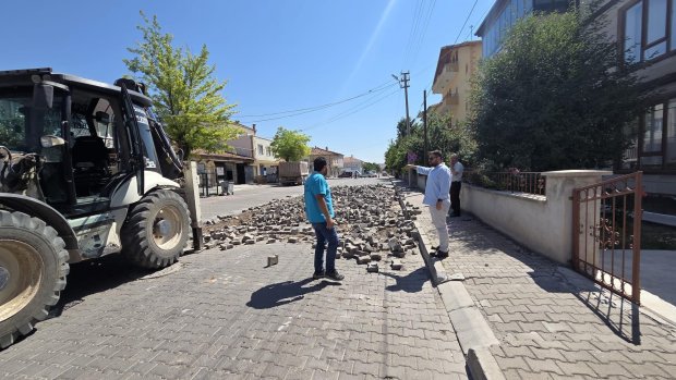 BELEDİYE BAŞKANIMIZ SAYIN MUSTAFA KENAN SARITAŞ SAHADA YÜRÜTÜLEN ÇALIŞMALARI İNCELEDİ