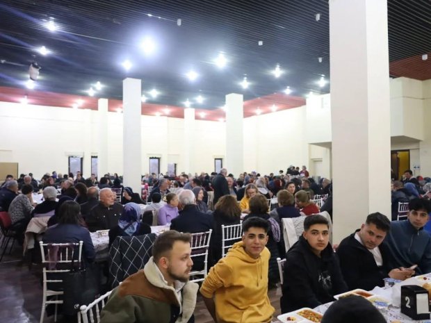 Ramazan soframızda vatandaşlarımız ile bir araya gelmeye devam ediyoruz.