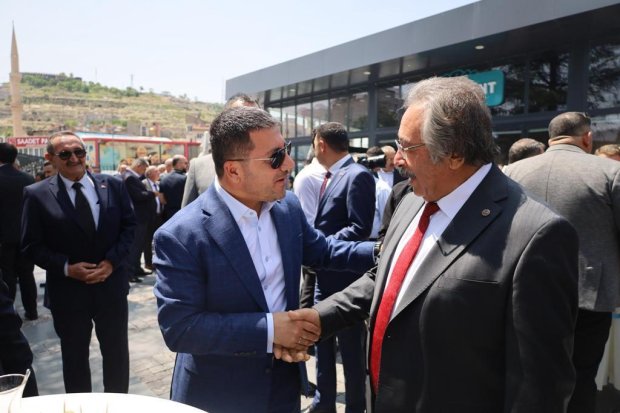 Belediye Başkanımız Sayın Mustafa Kenan Sarıtaş, Nevşehir Vilayetler Evi'nde gerçekleştirilen il protokol bayramlaşmasına katıldı.