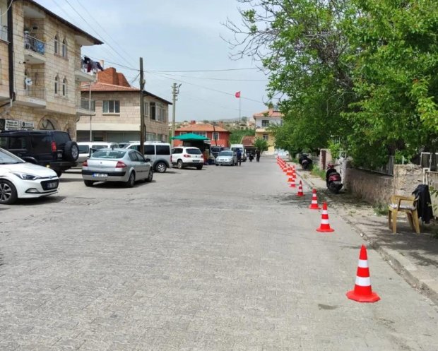 Pazar Yeri ve Etrafında Otopark Düzenlemesi.