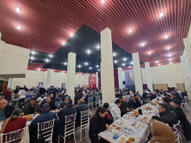 Ramazan soframızda vatandaşlarımız ile bir araya gelmeye devam ediyoruz.