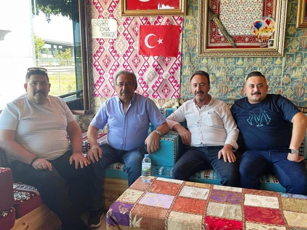 Hafta sonunda Belediye Başkanımız Sayın Mustafa Kenan Sarıtaş, çarşı merkezimiz ile ilçemizin cadde ve sokaklarında esnafımızı ziyaret ederek gönül köprüleri kurdu.
