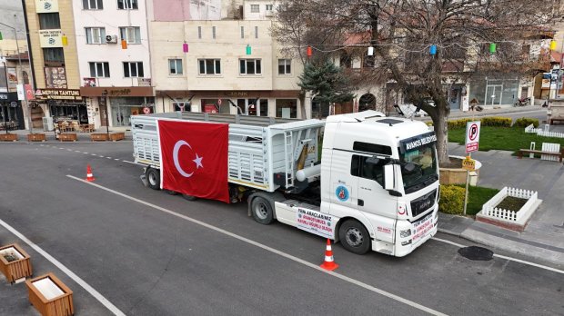 ARAÇ FİLOMUZA BÜYÜK BİR GÜÇ DAHA EKLENDİ YENİ TIR ÇEKİCİMİZ AVANOS’A HAYIRLI OLSUN