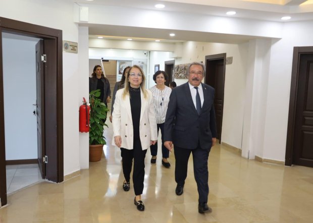 Milletvekilimiz Sayın Prof. Dr. Filiz KILIÇ, Belediye Başkanımızı Ziyaret Etti