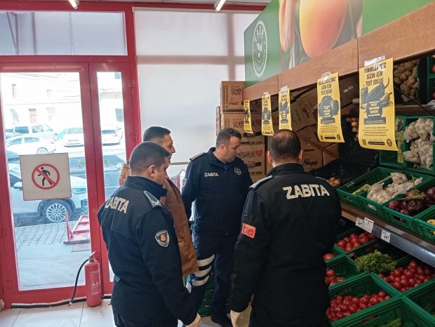 Zabıta Ekiplerimiz İlçemizde Faaliyet Gösteren İşyerlerini Denetledi