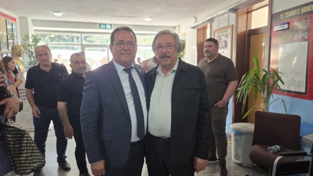 MUSTAFAPAŞA’DA TARİHİ ZAFER: MUSTAFA ÖZER HALKIN GÜÇLÜ DESTEĞİYLE BELEDİYE BAŞKANI SEÇİLDİ