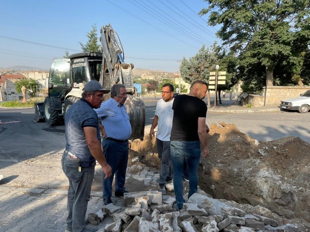 Artan hava sıcaklıklarıyla birlikte yükselen su ihtiyacını karşılamak amacıyla ekiplerimiz yoğun şekilde çalışıyor.