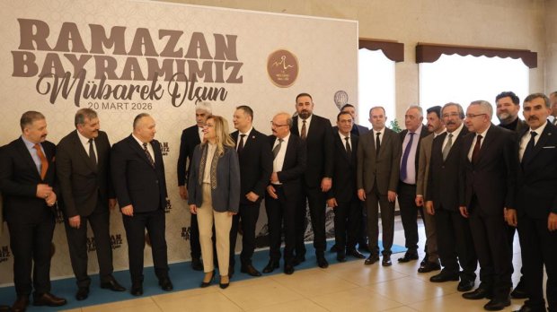 Belediye Başkanımız Sayın Mustafa Kenan Sarıtaş, Topuzluhan'da gerçekleştirilen Nevşehir il protokolü bayramlaşma programına katıldı.