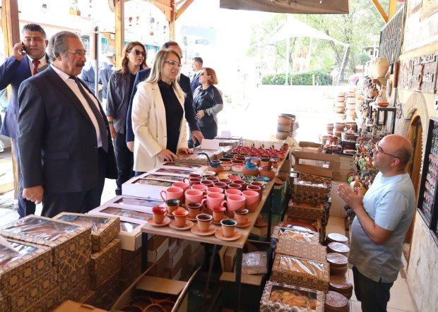 Milletvekilimiz Sayın Prof. Dr. Filiz KILIÇ, Belediye Başkanımızı Ziyaret Etti