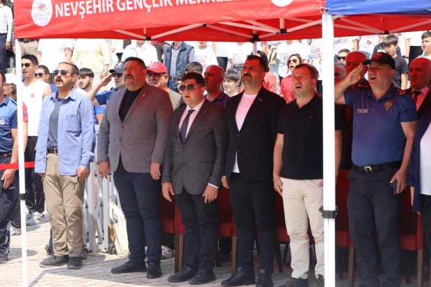 19 Mayıs Atatürk’ü Anma, Gençlik ve Spor Bayramı Coşkuyla Kutlandı