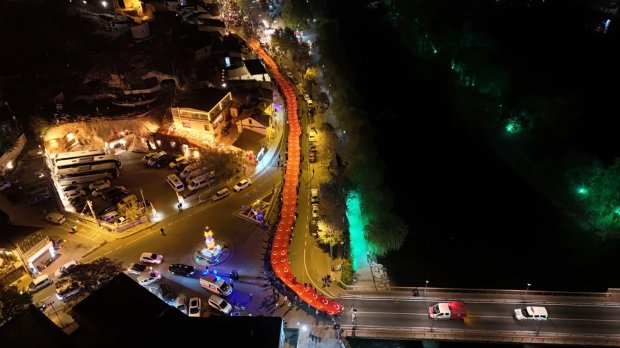 29 Ekim Cumhuriyet Bayramı kutlamaları kapsamında, Fener Alayı ve Kortej Yürüyüşü Gerçekleştirildi