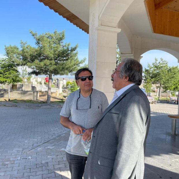 Belediye Başkanımız Avanos Kabristanlığını Ziyaret Ederek Vatandaşlarla Bayramlaştı