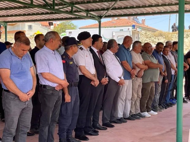 Uzman Çavuş Hasan Berkay'ın Çalış Kasabasında Toprağa Verildi