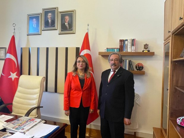Belediye Başkanımız Sn. Mustafa Kenan Sarıtaş, TBMM MHP Grup Başkanvekili ve Nevşehir Milletvekilimiz Sn. Prof. Dr. Filiz Kılıç hanımefendiyi, TBMM’deki odalarında ziyaret etti.