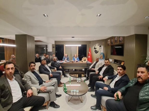 Bolluğu, bereketi ve rahmeti ile gelen Ramazan-ı Şerifte bir arada orucumuzu açmaya devam ediyoruz.