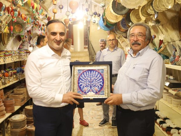 Kültür ve Turizm Bakanlığı Kütüphaneler ve Yayımlar Genel Müdürü Taner Beyoğlu, Belediye Başkanımız Mustafa Kenan Sarıtaş ile birlikte Eski Avanos Lisesinde incelemelerde bulundu.