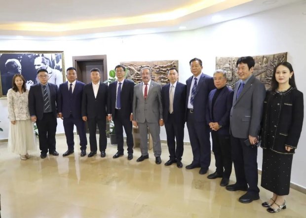 Çinli Yatırımcılar, Belediye Başkanımız İle Görüştü