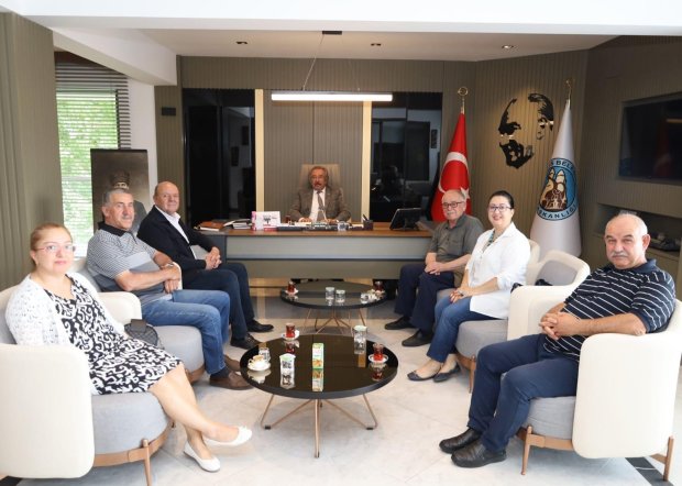 Belediye Başkanımız Sn Mustafa Kenan Sarıtaş'a Hayırlı Olsun Ziyaretleri Devam Ediyor.