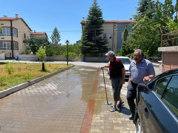 Belediye Başkanımız Sn. Mustafa Kenan Sarıtaş belediye ekiplerimizin yaptığı çalışmaları yerinde inceledi.
