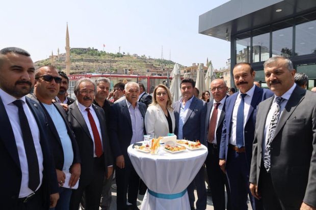 Belediye Başkanımız Sayın Mustafa Kenan Sarıtaş, Nevşehir Vilayetler Evi'nde gerçekleştirilen il protokol bayramlaşmasına katıldı.