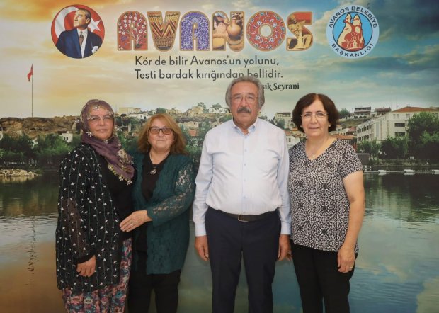 MHP Kadın Kolları Heyeti Belediye Başkanımızı Makamında Ziyaret Etti