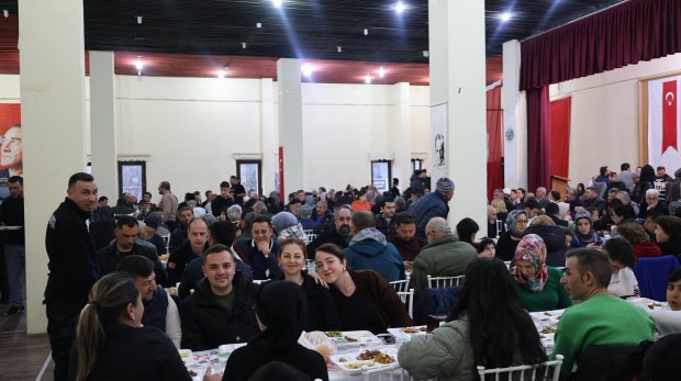 BELEDİYEMİZİN GELENEKSEL İFTAR PROGRAMINDA BİRLİK VE BERABERLİK SOFRASI