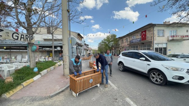 ŞEHİR ESTETİĞİ VE HATALI PARK UYGULAMALARINA YEŞİL DOKUNUŞ, 50 ARAÇLIK YENİ ÜCRETSİZ OTOPARK ALANI HİZMETE SUNULDU