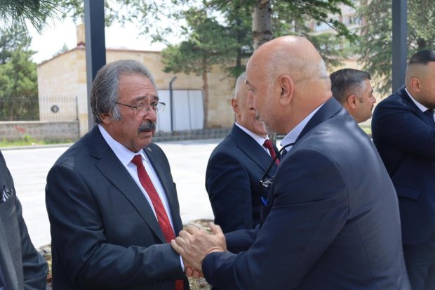 Belediye Başkanımız Sayın Mustafa Kenan Sarıtaş, Nevşehir Vilayetler Evi'nde gerçekleştirilen il protokol bayramlaşmasına katıldı.