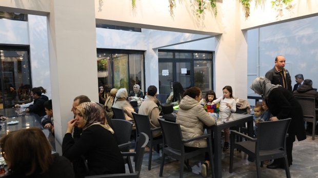 Belediye Başkanımız Sayın Mustafa Kenan Sarıtaş ve Avanos Kaymakamımız Sayın Osman Bilici kamu personelleri ile Sosyal Tesislerimizde bir araya geldi.
