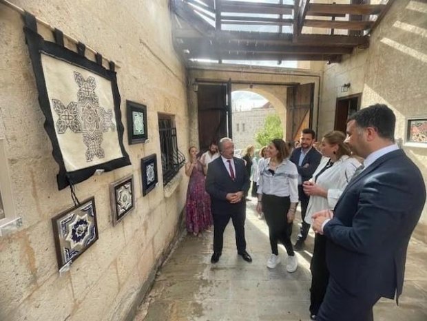 Sırlı Düşler Çini Sergisinin Açılışı Gerçekleştirildi
