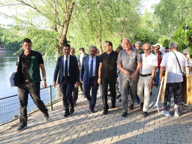Hemşehrimiz Tarım ve Orman Bakan Yardımcımız Sn. Ebubekir Gizligider ilçemizi ziyaret etti.