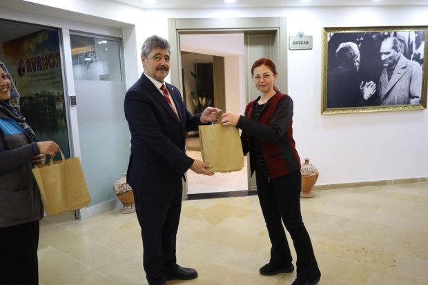 BELEDİYEMİZDE BAYRAM SEVİNCİ PAYLAŞILDI