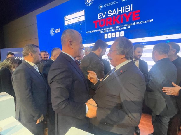 AVANOS 189 TOKİ SOSYAL KONUT KURA ÇEKİMİ YOĞUN KATILIMLA GERÇEKLEŞTİRİLDİ