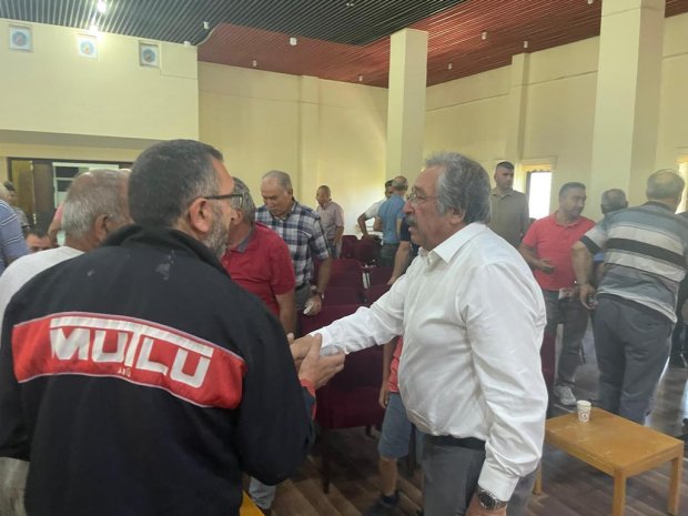Belediye Başkanımız Sn. Mustafa Kenan Sarıtaş, Avanos Köybağında bağı ve bahçesi bulunan hemşehrilerimizin katılımıyla gerçekleştirilen toplantıda, Köybağı ile ilgili karşılıklı görüş alışverişinde bulundu.