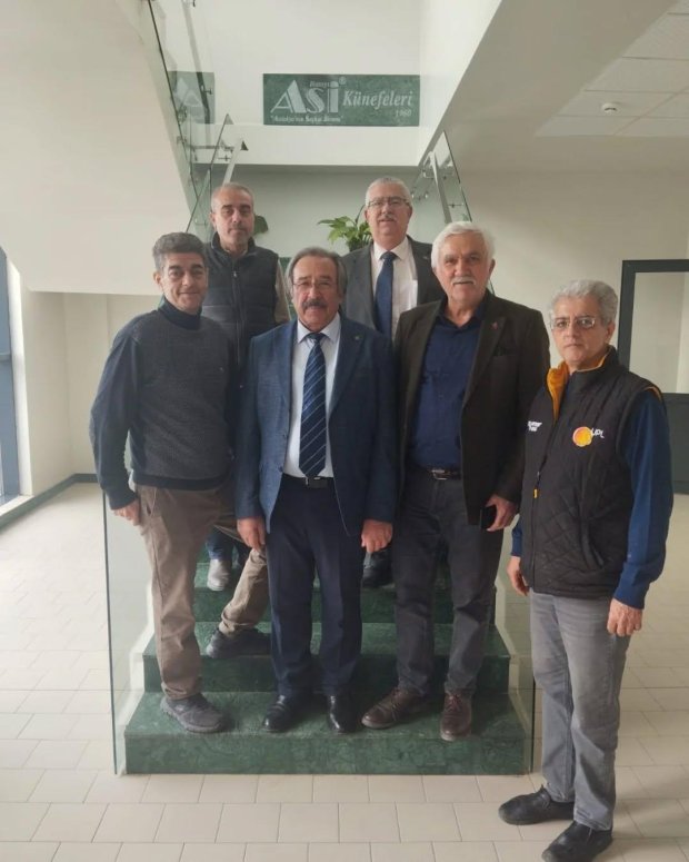 Belediye Başkanımız Sn. Mustafa Kenan Sarıtaş, Boğazlıyan Organize Sanayi Bölgesi'nde faaliyet gösteren Asi Künefe ve Base Metal fabrikalarını ziyaret etti.