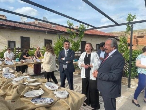 Sırlı Düşler Çini Sergisinin Açılışı Gerçekleştirildi