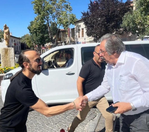 Belediye Başkanımız Mustafa Kenan Sarıtaş, Yukarı Mahalle Yeşilbaş Cami tuvaletinin devam eden tadilat çalışmasını yerinde inceledi.