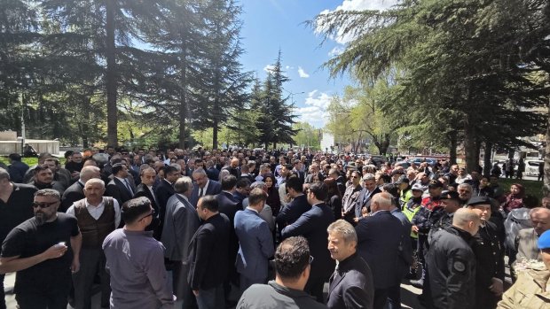 EMNİYET GENEL MÜDÜRLÜĞÜ GÖREVİNE ATANAN NEVŞEHİR VALİMİZ SAYIN ALİ FİDAN İÇİN UĞURLAMA PROGRAMI DÜZENLENDİ