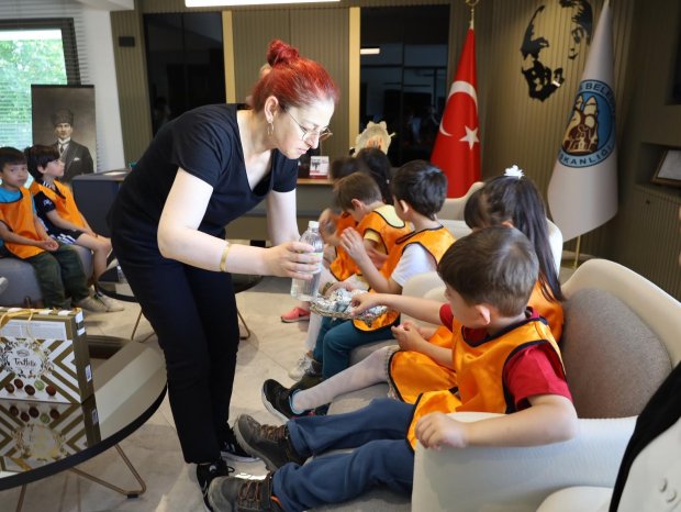 Kapadokya Anaokulu Öğrencileri Belediye Başkanımız Sn. Mustafa Kenan Sarıtaş’ı Ziyaret Etti