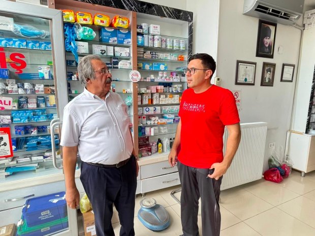 BELEDİYE BAŞKANIMIZ SAYIN MUSTAFA KENAN SARITAŞ’TAN ENTEGRE HASTANE ÇEVRESİNDEKİ ESNAF VE ECZANELERE ZİYARET
