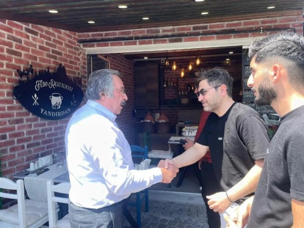 Belediye Başkanımız, Fedo Restorant’ı ziyaret ederek hayırlı olsun dileklerinde bulundu.