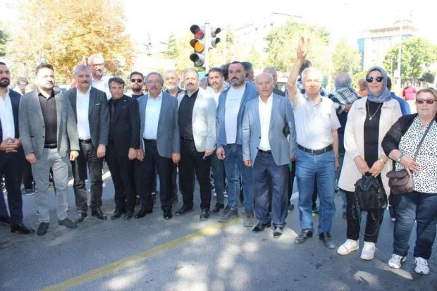 Belediye Başkanımız Sayın Mustafa Kenan Sarıtaş, Nevşehir’de Filistin’e destek amacıyla Sivil toplum kuruluşlarının öncülüğünde gerçekleştirilen yürüyüşe katıldı.