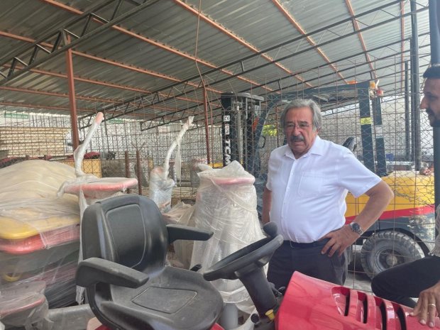 Belediye Başkanımız Sayın Mustafa Kenan Sarıtaş, belediyemizin sanayi iş ocakları, araç garajı ve iş atölyelerinde incelemelerde bulundu.