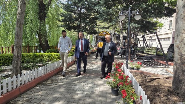 BELEDİYE BAŞKANIMIZ SAHADA İNCELEMELERDE BULUNDU