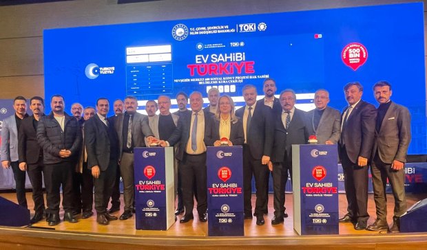 AVANOS 189 TOKİ SOSYAL KONUT KURA ÇEKİMİ YOĞUN KATILIMLA GERÇEKLEŞTİRİLDİ