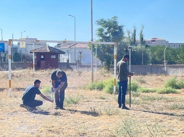MHP Nevşehir Milletvekilimiz,Grup Başkanvekili Prof. Dr. Filiz Kılıç ve Belediye Başkanımız Mustafa Kenan Sarıtaş ile birlikte Avanos Hükümet Konağı binamızın temel işaretleme çalışmasını yerinde inceledi.