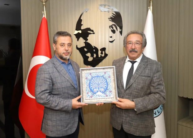 AK Parti Milletvekilleri Sn. Emre ÇALIŞKAN ve Sn. Süleyman ÖZGÜN ile birlikte AK Parti Heyetinden Başkanımıza Ziyaret