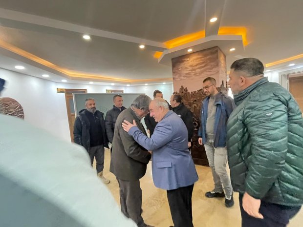 AVANOS İÇİN OMUZ OMUZA: BAŞKANIMIZA SÜRPRİZ ZİYARET