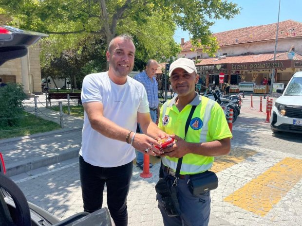 Belediye Başkanımız Sayın Mustafa Kenan Sarıtaş, belediyemiz tarafından ilçe genelinde sürdürülen altyapı ve üstyapı çalışmalarını yerinde inceleyerek denetimlerde bulundu.